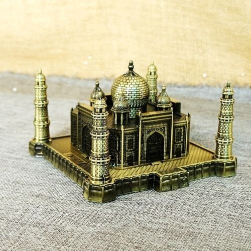 Taj Mahal Showpiece – A Timeless Symbol of Love &amp; Elegance