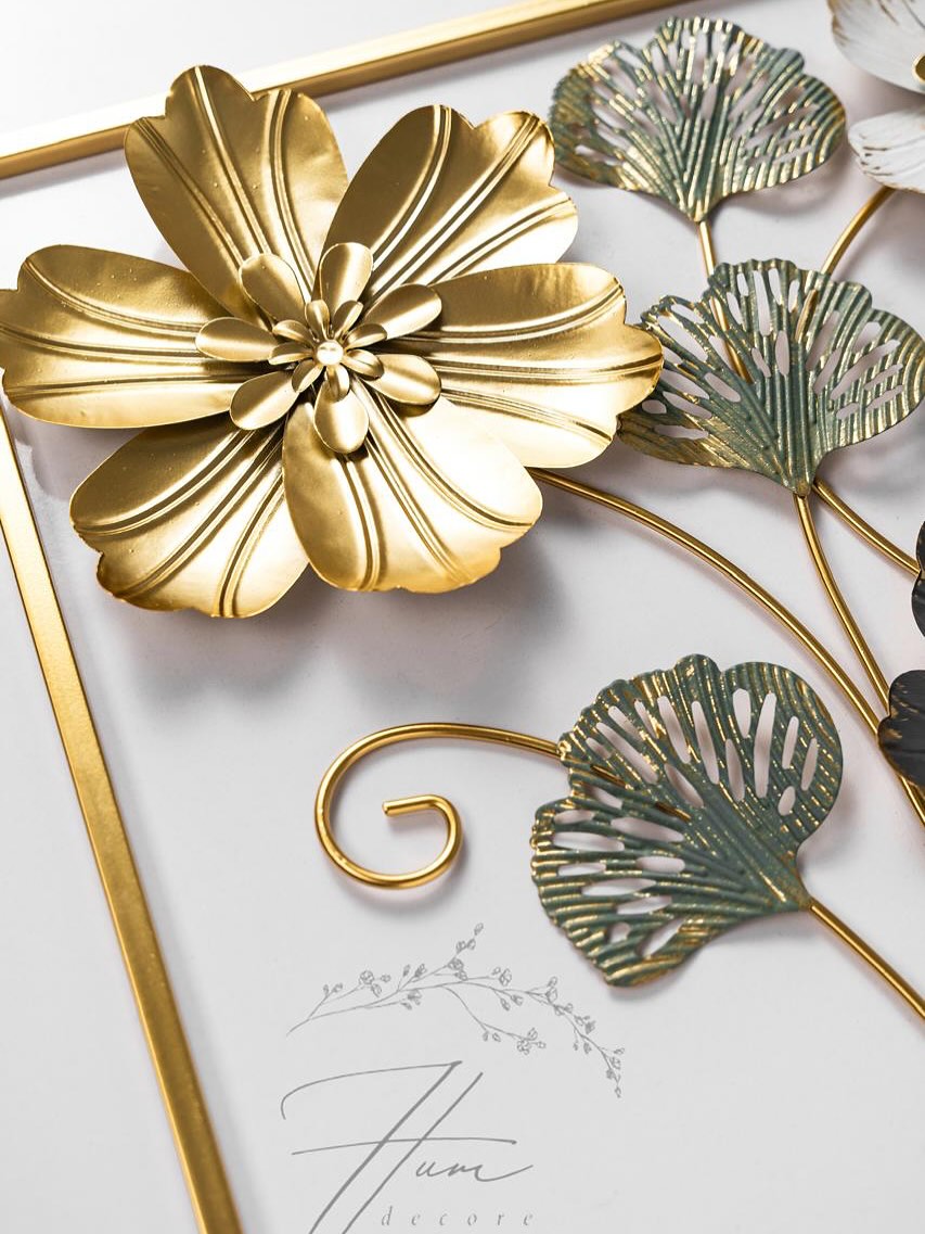 GOLD 3D FLOWER ART