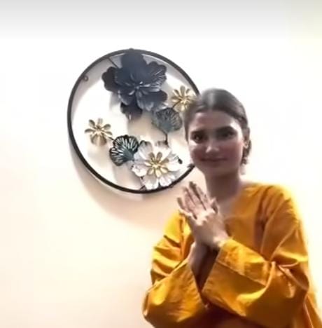 3D FLOWER ROUND SHAPED WALL ART
